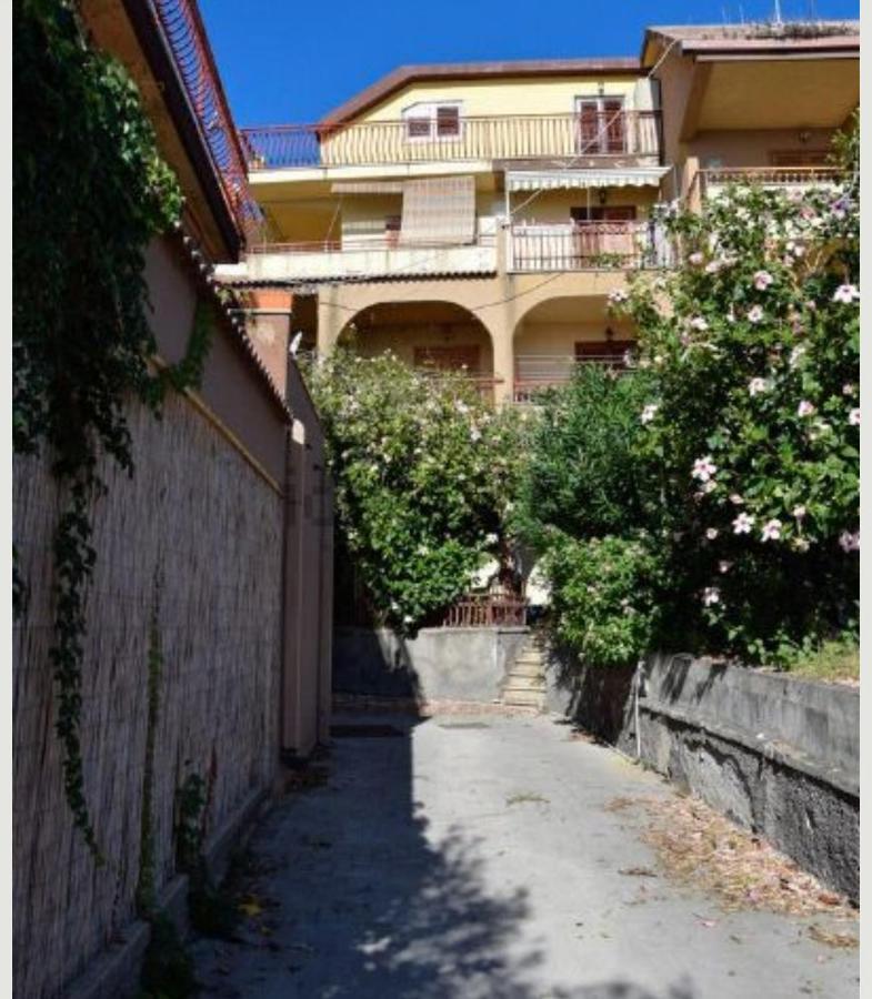 Elegance Apartment Taormina Letojanni Exteriör bild