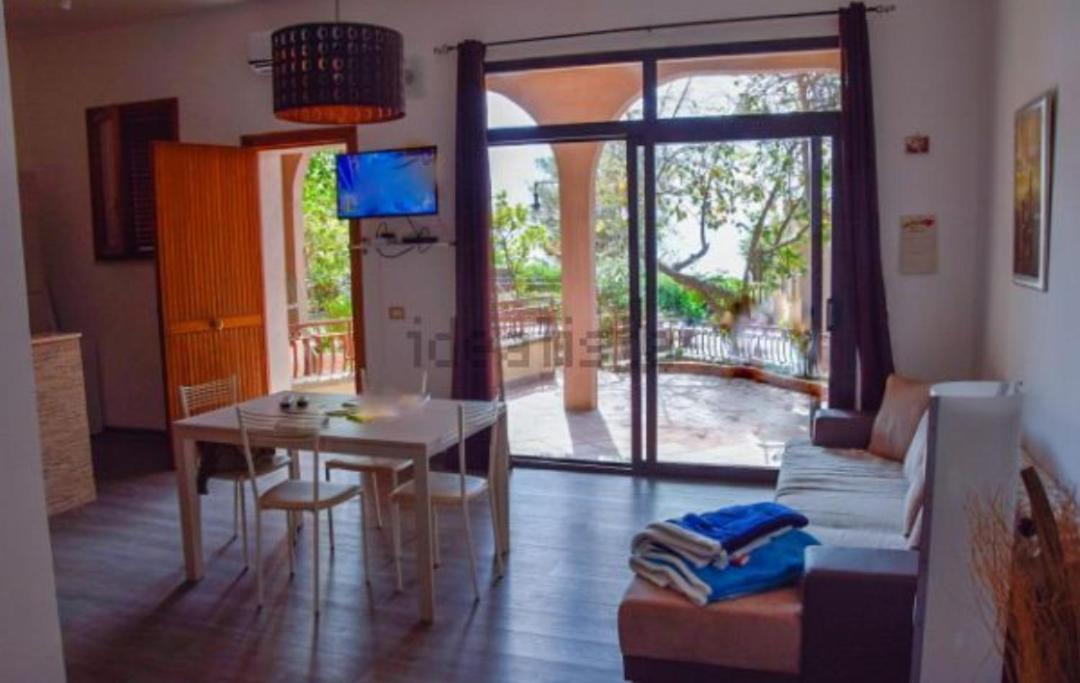 Elegance Apartment Taormina Letojanni Exteriör bild